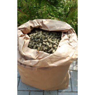 50 x 20 kg 20 kg Wiesenheu / Luzerne / Maispellets (14,80 EUR/Beutel)